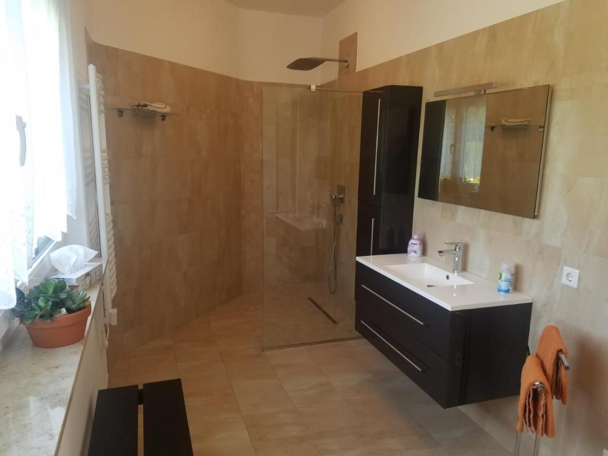 ולטן Ferienhaus Zum Imker מראה חיצוני תמונה